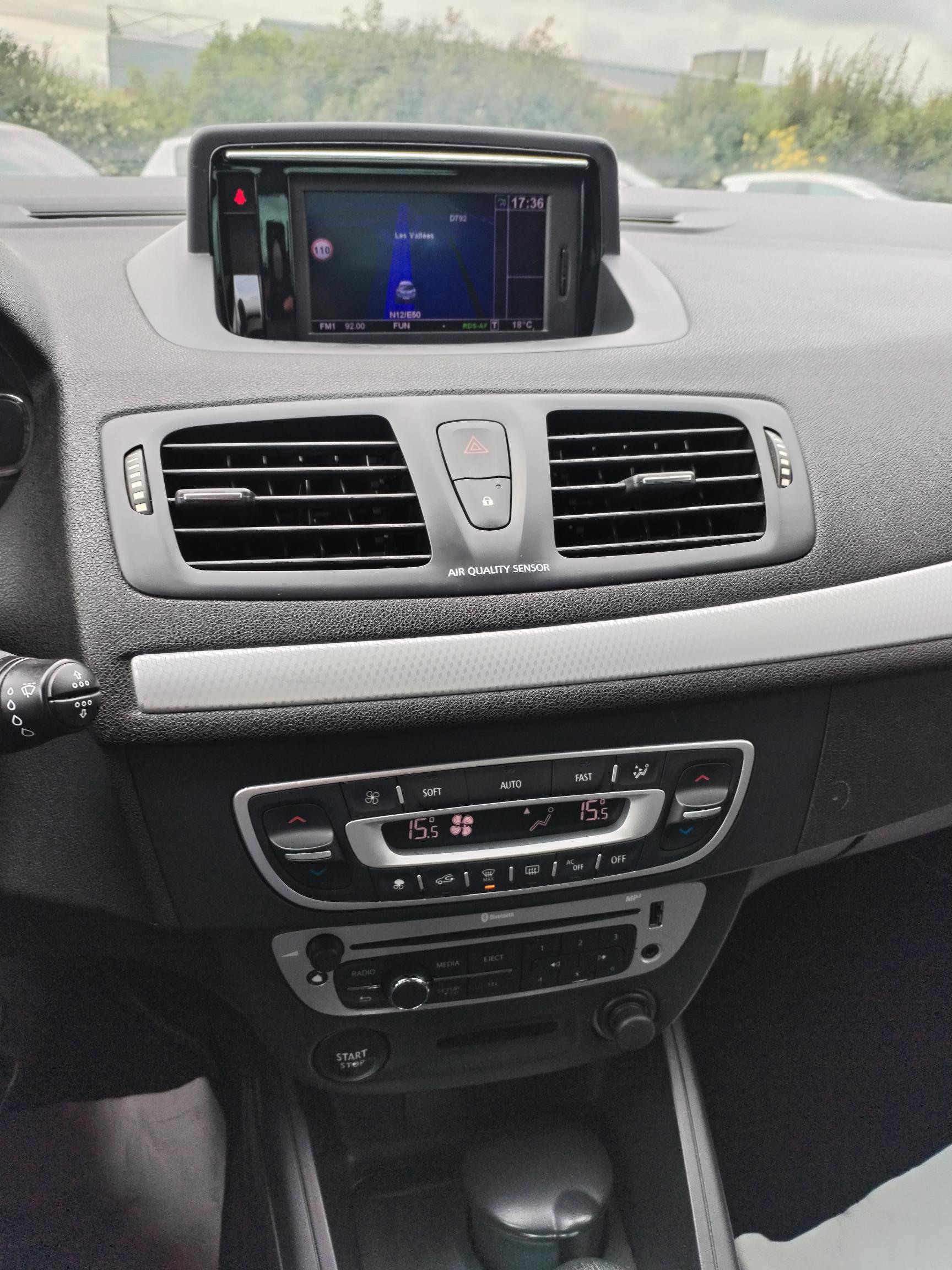 RENAULT  MEGANE III               